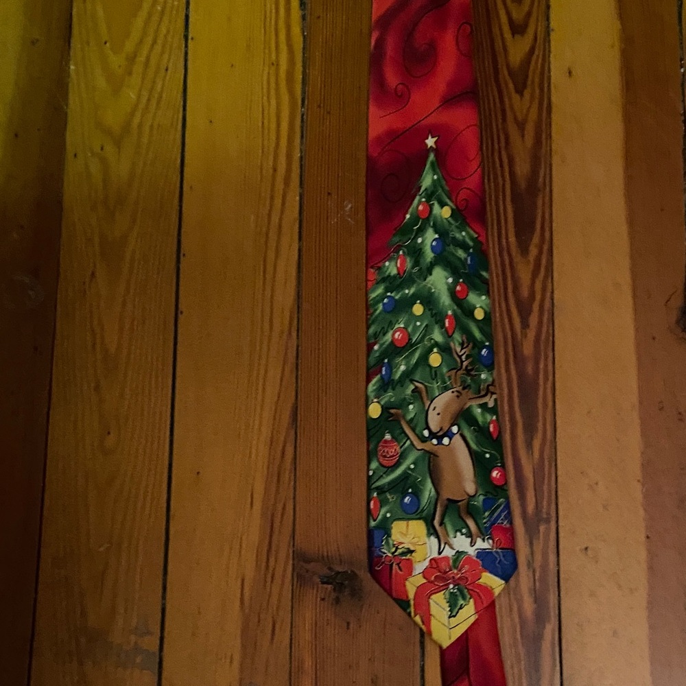 J. Garcia Jerry Garcia Grateful Dead red silk tie  Christmas Tree holiday 54